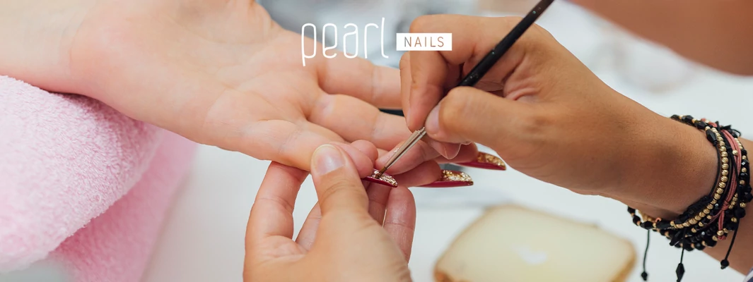 Cum înveţi să faci Nail Art?