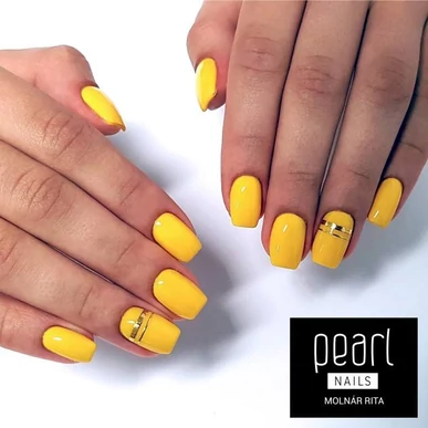 Ojă semipermanentă Galben Pearl Nails Classic Gel Lac 331
