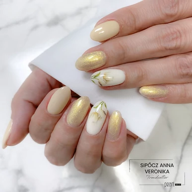 Ojă semipermanentă gold iris Pearl Nails Classic Gel Lac 839