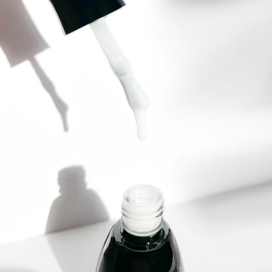 Bază Rubber Gummy Pearl Nails Milky White 15 ml