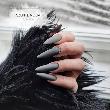 Ojă semipermanentă Gri Pearl Nails Classic Gel Lac 390